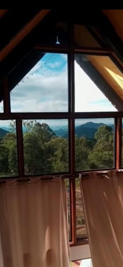 Casa de vidro encantadora com hidromassagem São Bento do Sapucaí Exterior foto