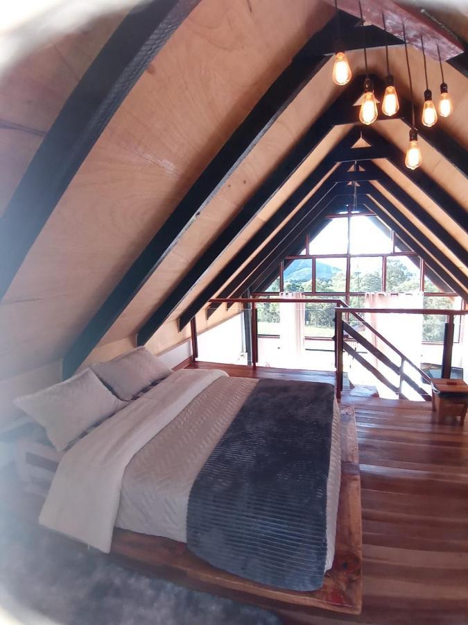 Casa de vidro encantadora com hidromassagem São Bento do Sapucaí Exterior foto
